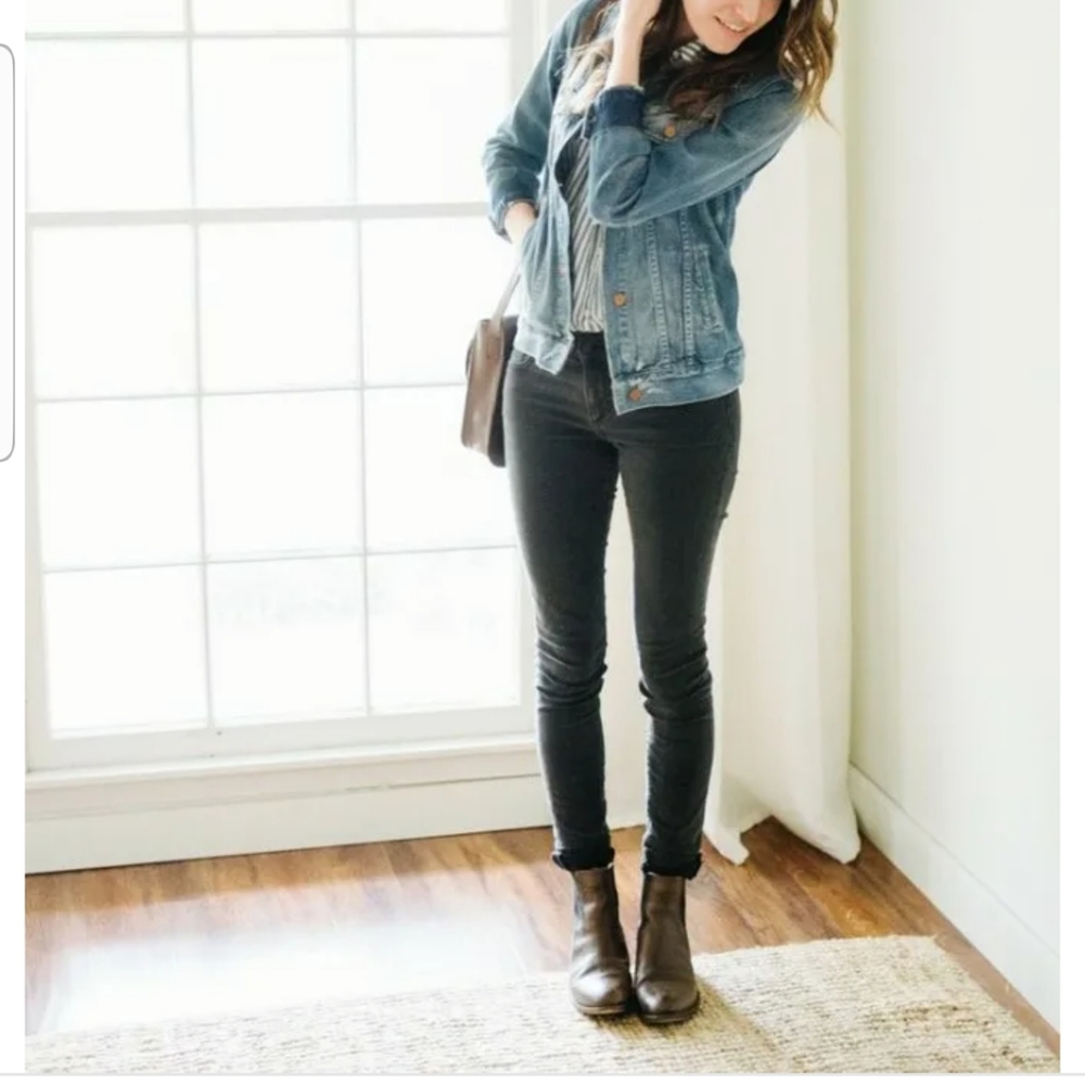 Black FRYE boots Size 9